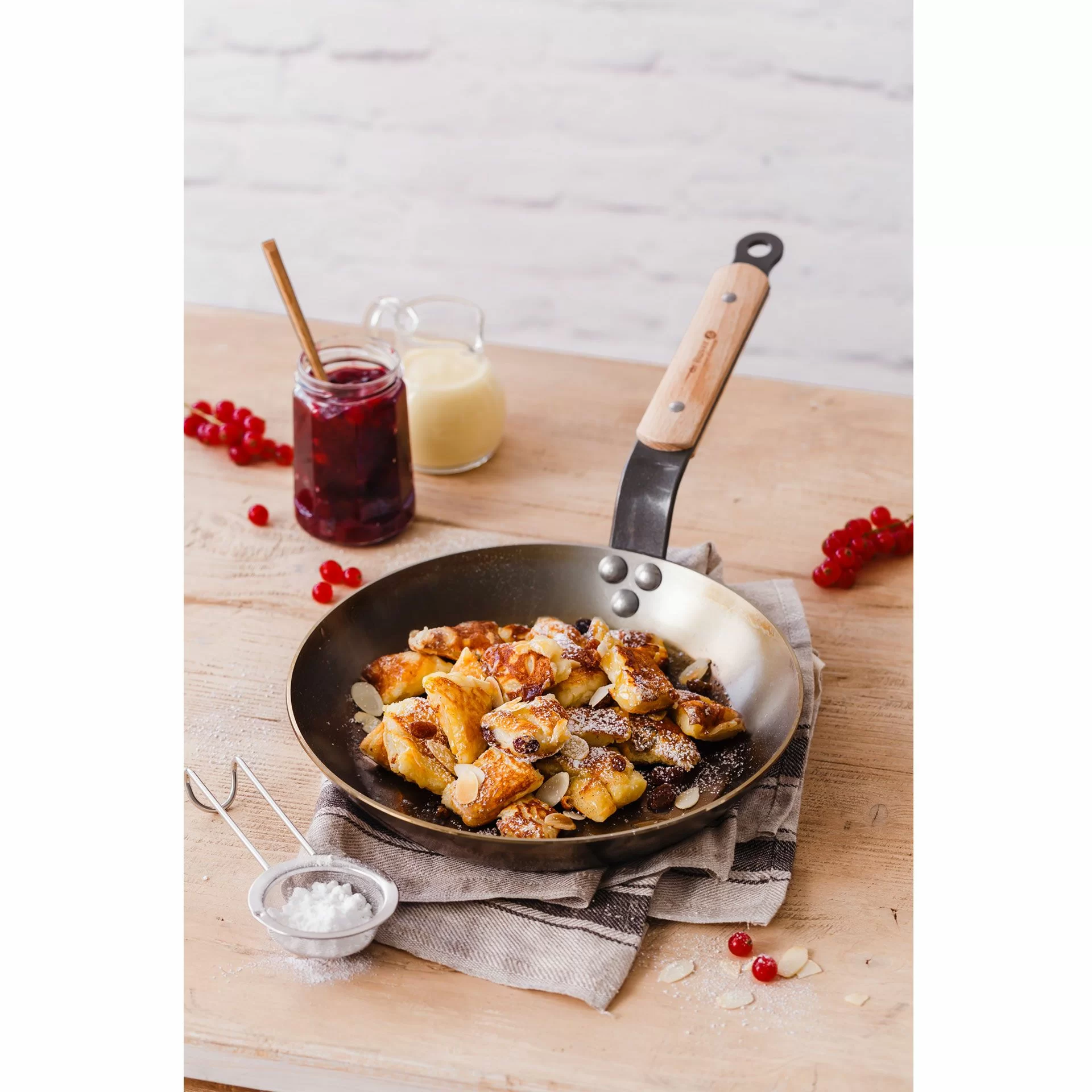 DE BUYER | Pánev MINERAL B BOIS, průměr 28 cm