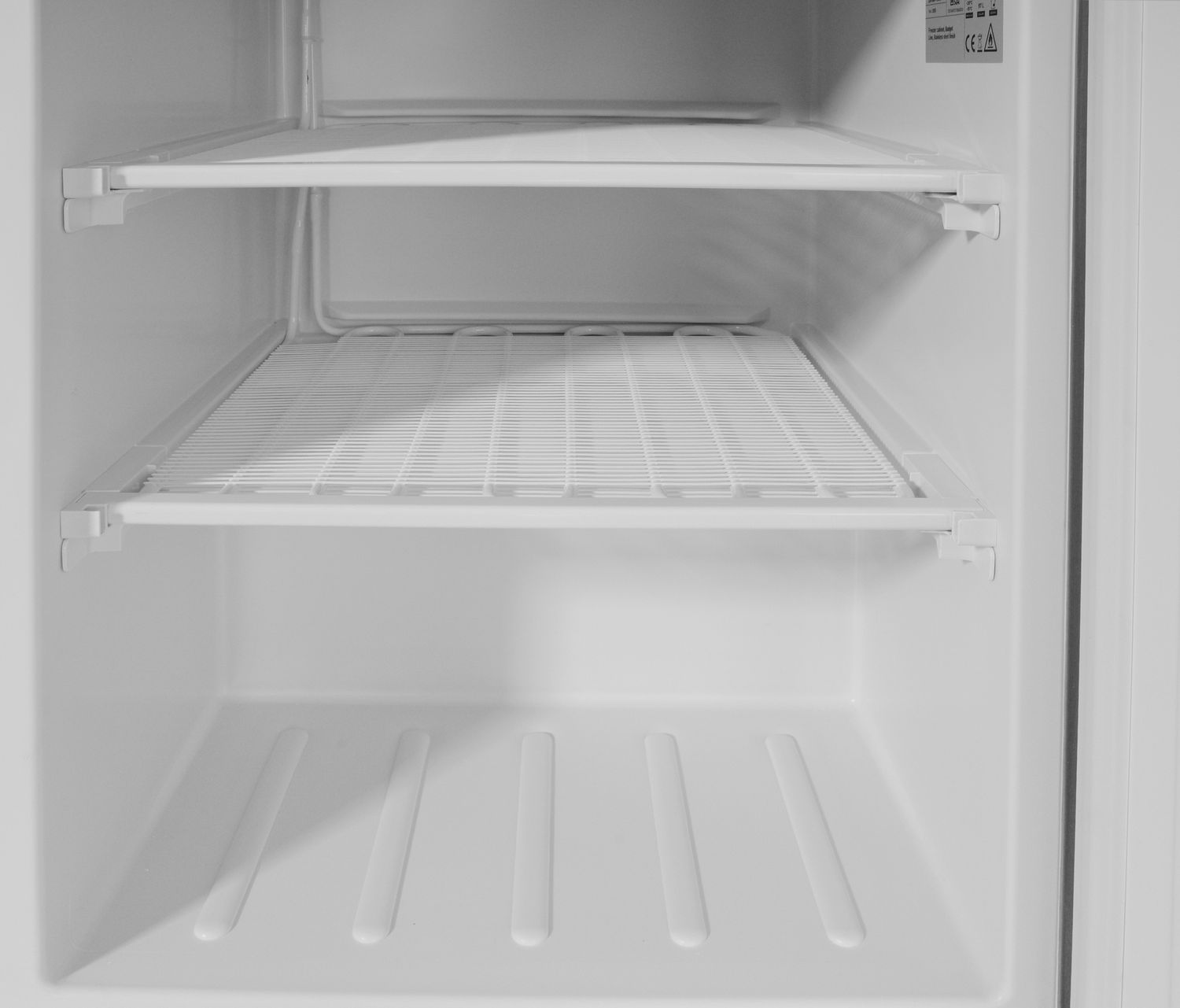 Mrazicí skříň v pouzdře z nerezové oceli, Arktic, Budget Line, 230V/111W, 598x655x(H)838mm