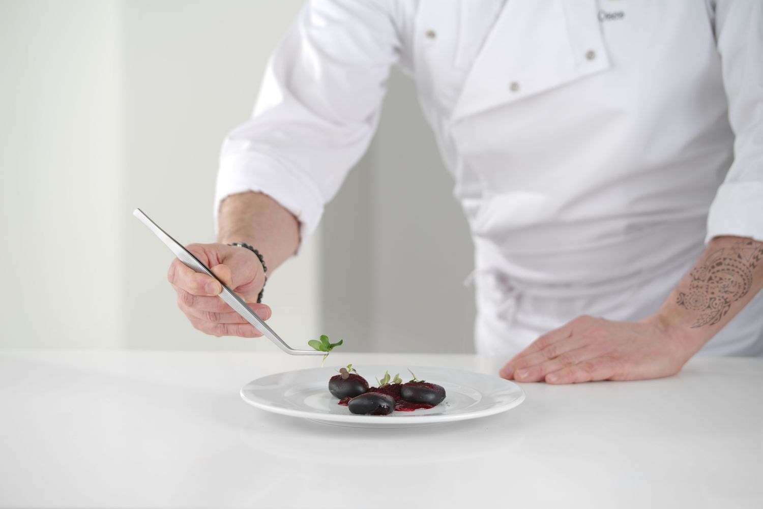 Pinzeta zakřivená, HENDI, (L)240mm