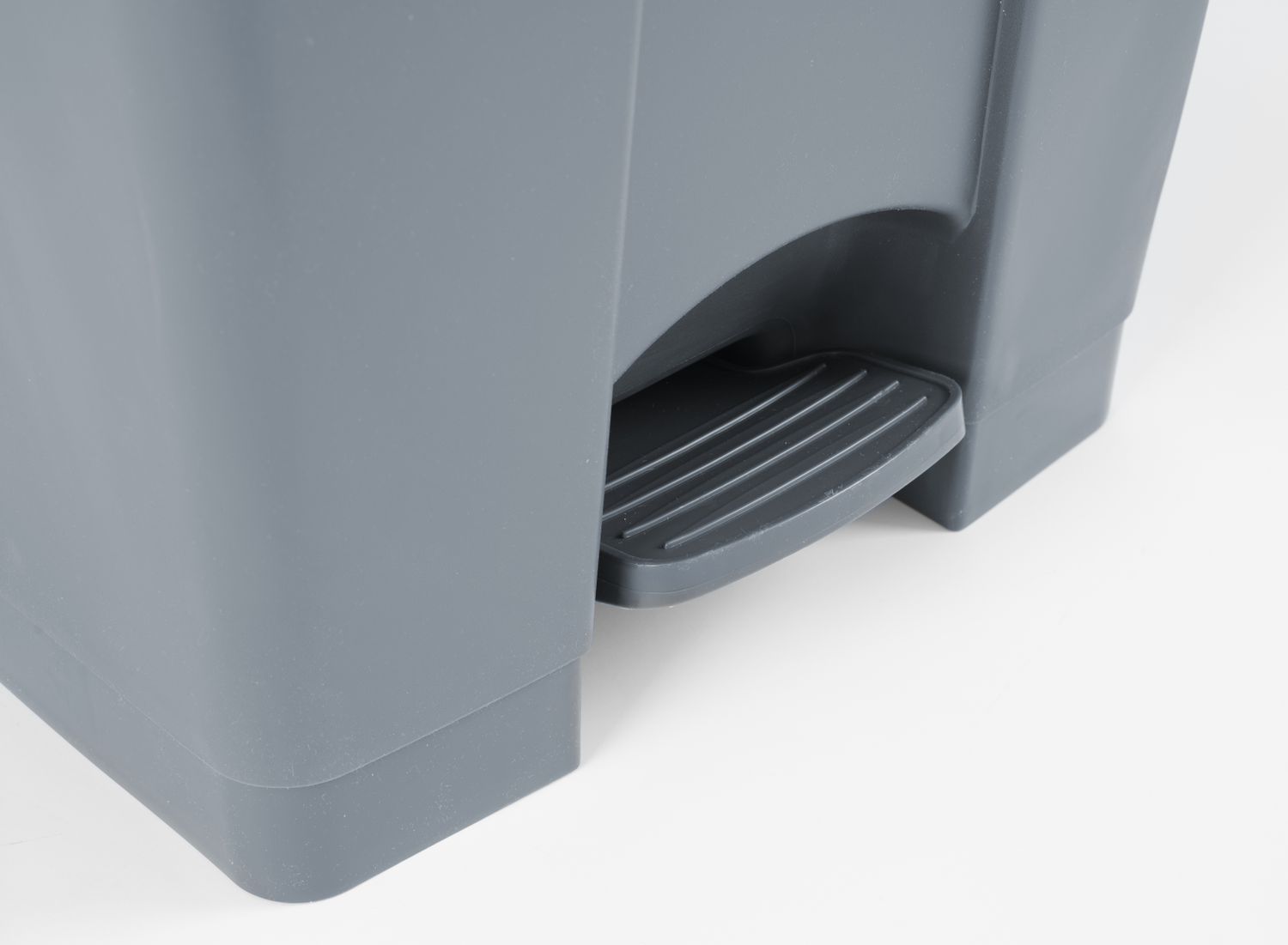 Nádoba na odpadky s pedálem, AmerBox, 68L, 490x410x(H)660mm