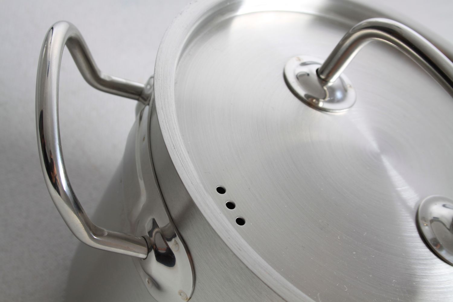 Vysoký hrnec s poklicí, HENDI, Kitchen Line, 2,8L, ⌀160x(H)140mm