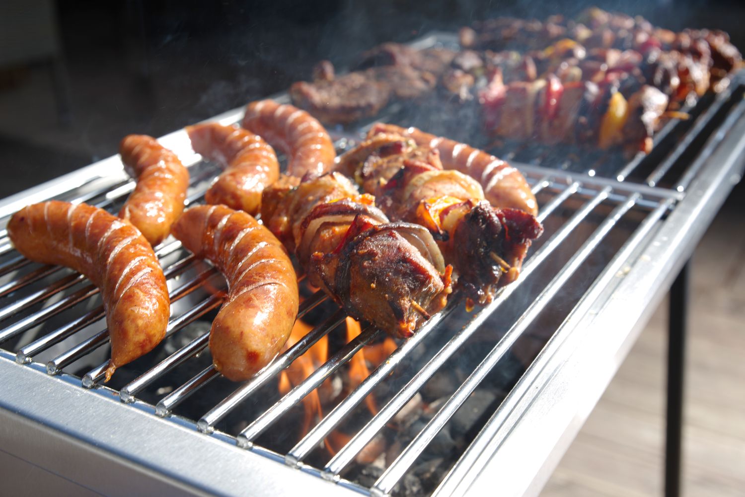 Gril na dřevěné uhlí Patio, HENDI, 770x380x(H)760mm