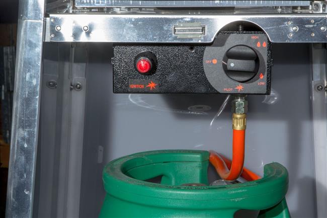 Venkovní ohřívač Pyramida, HENDI, 11,2kW, 500x500x(H)2220mm