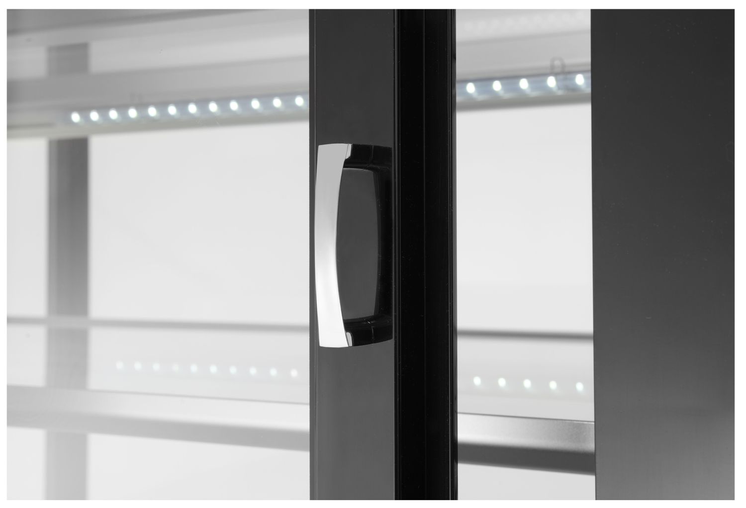 Vitrína se 2 policemi, Arktic, 300L, 230V/480W, 994x677x(H)1230mm