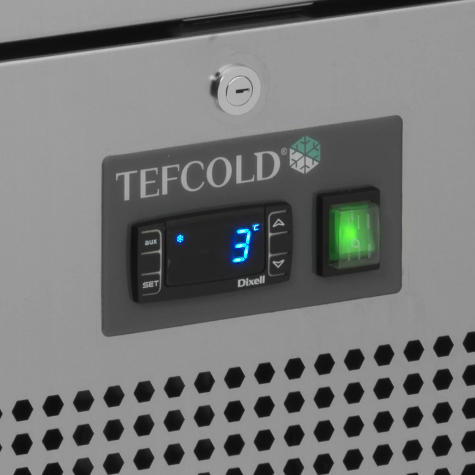 TEFCOLD - chladicí skříň plné dveře RK 500 SNACK
