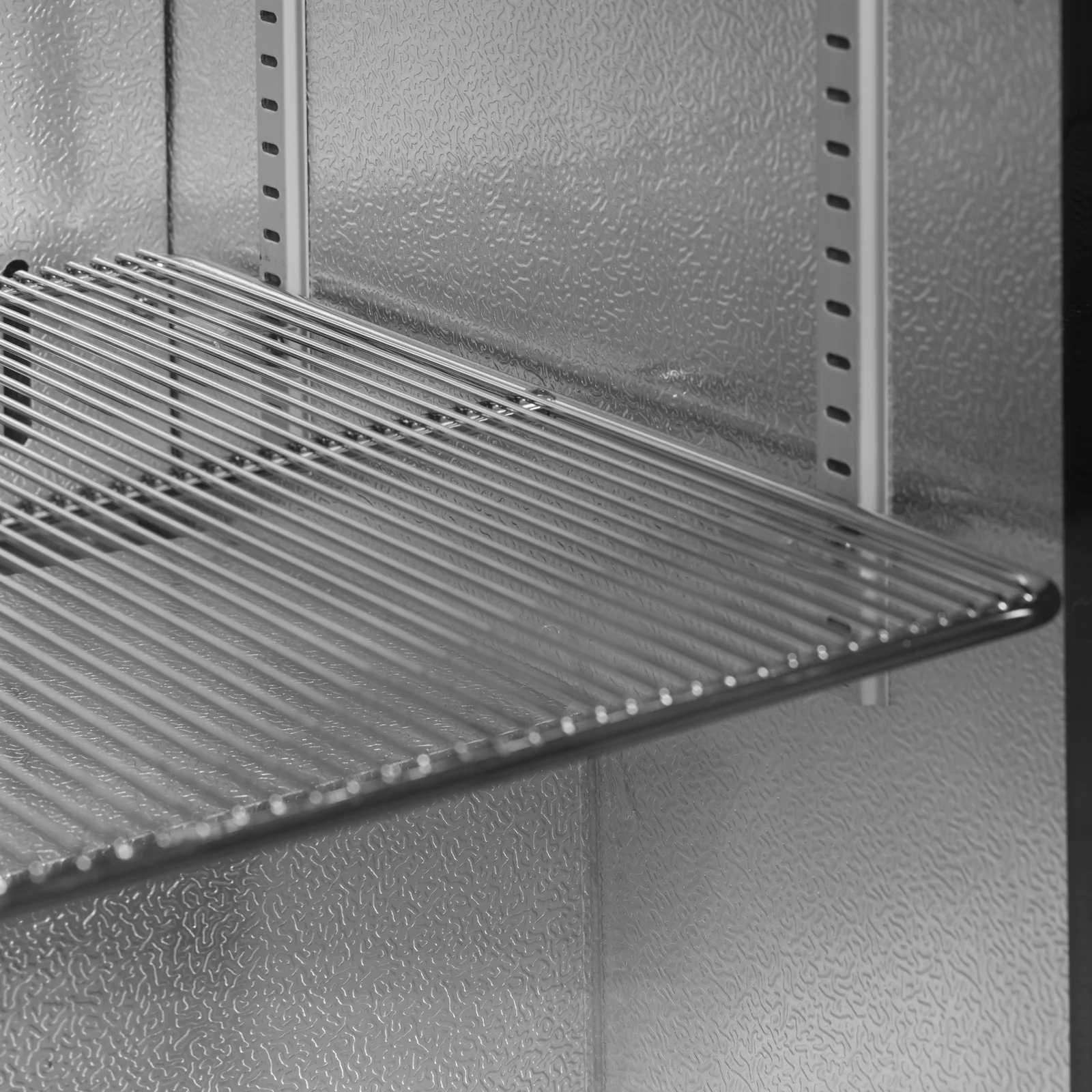 TEFCOLD - minibar prosklené křídlové dveře, černá BA26H