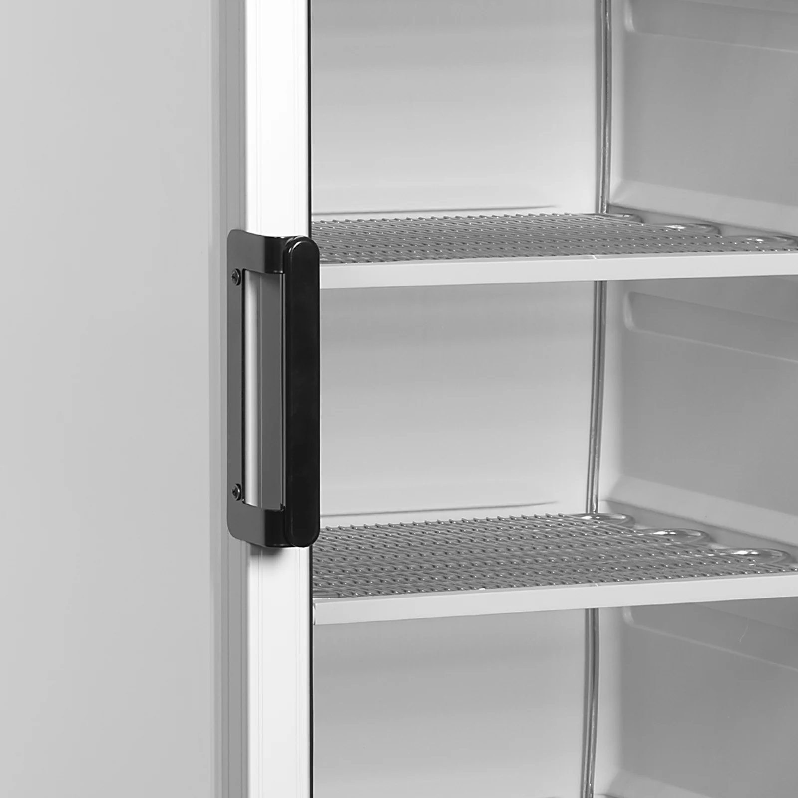 TEFCOLD - mrazicí skříň prosklené dveře, bílá, rám hliník UFFS371GCP