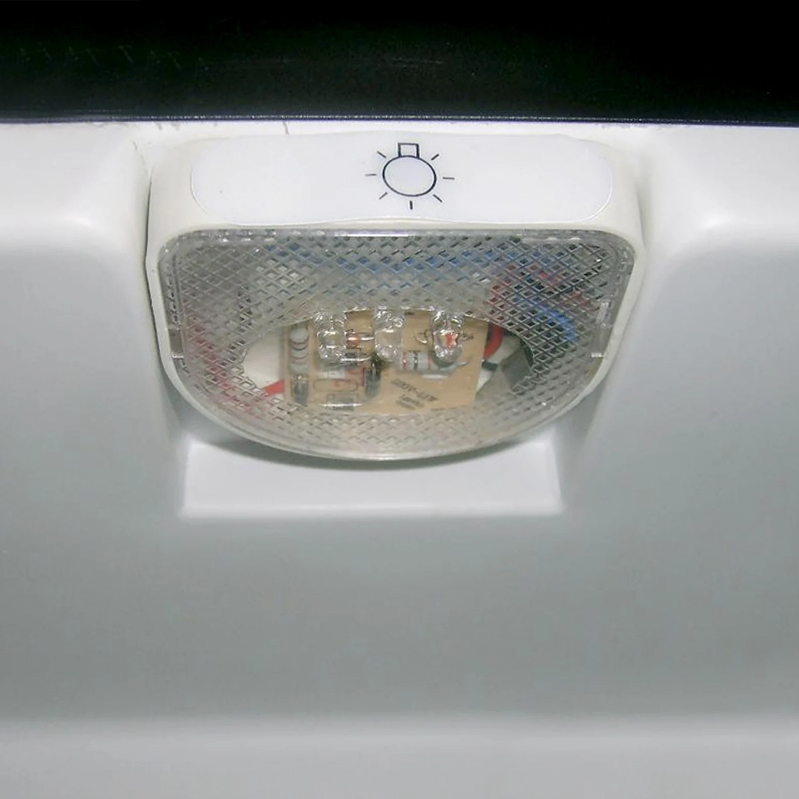 TEFCOLD - minibar plné dveře, černé opláštění TM 52