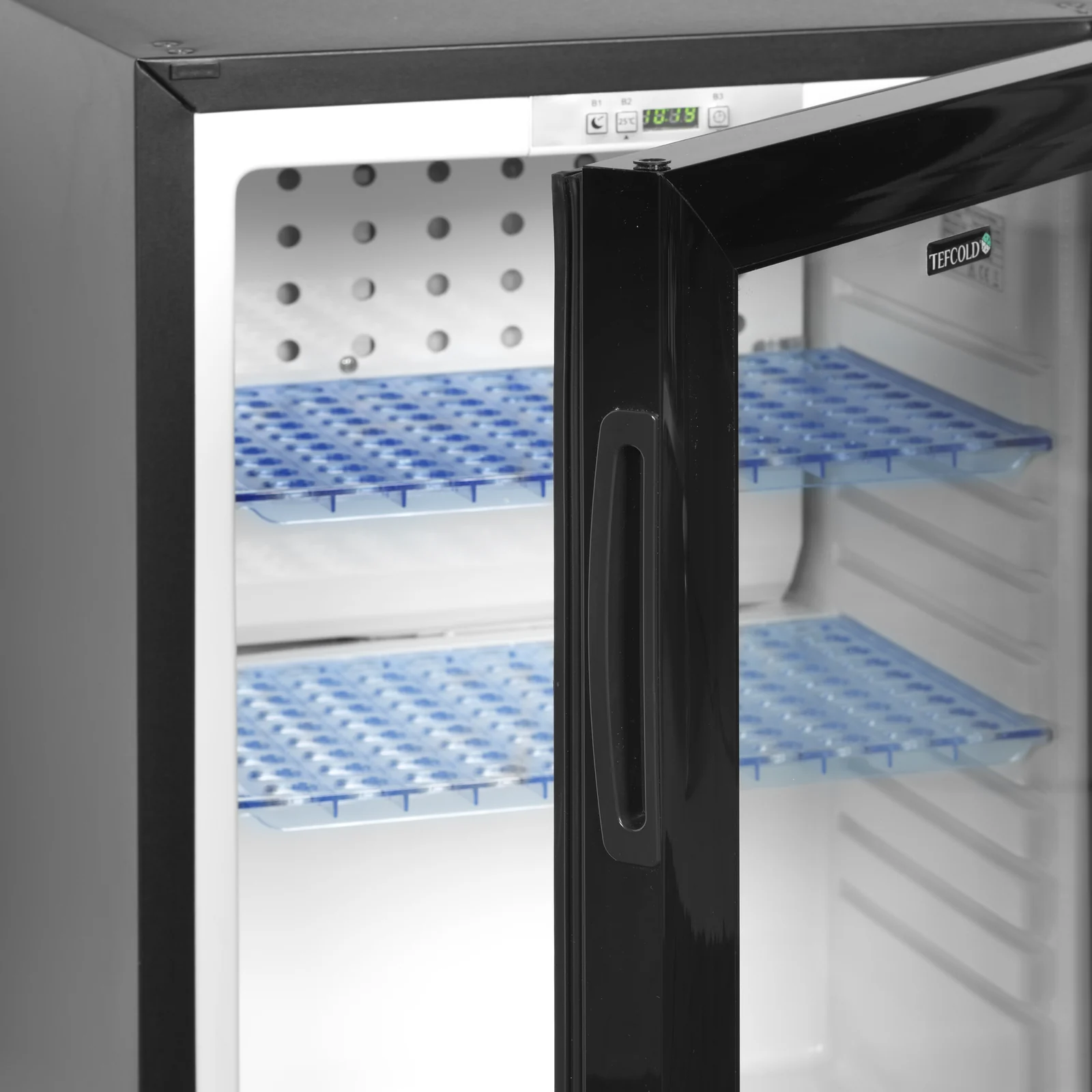 TEFCOLD - minibar s prosklenými dveřmi TM 45 GC