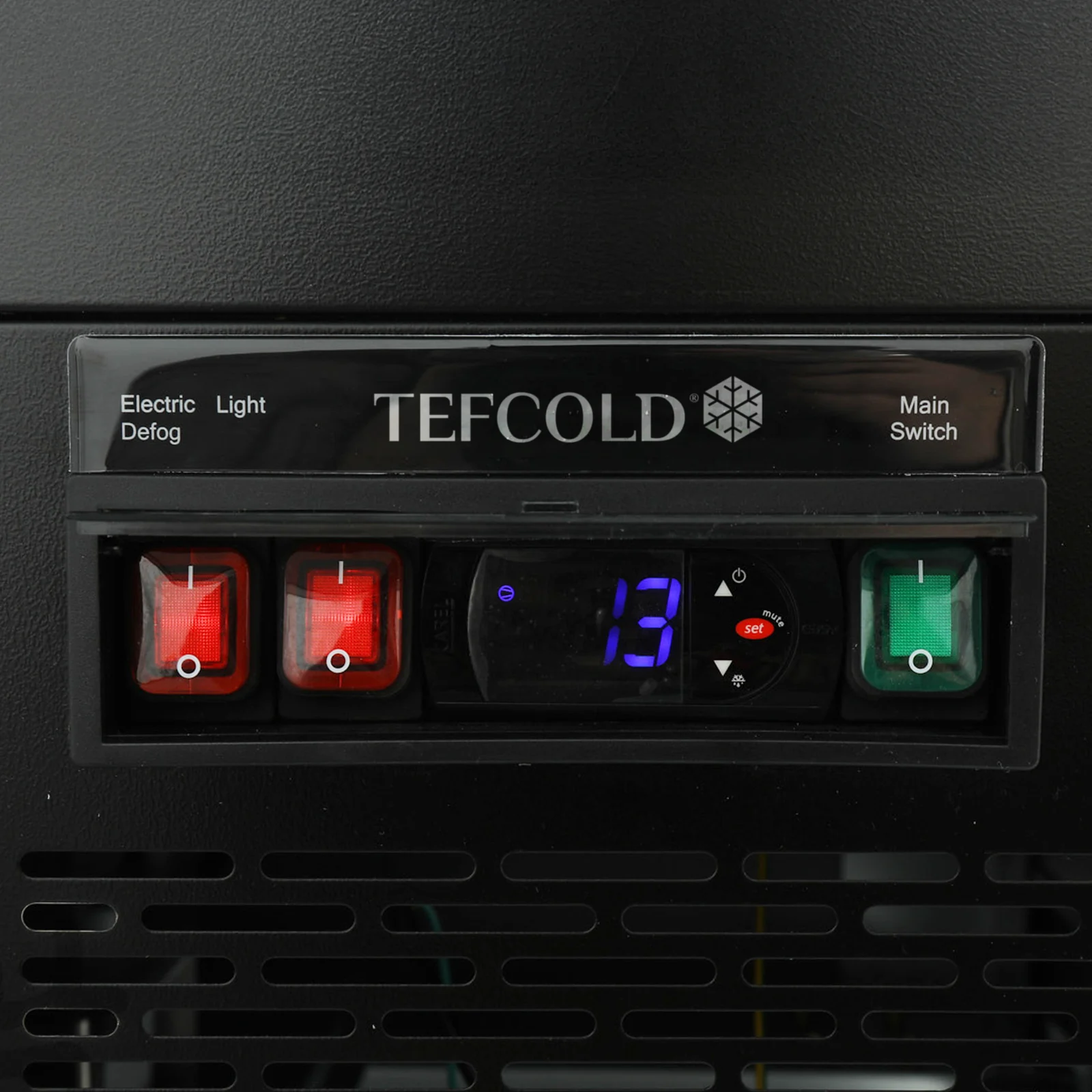 TEFCOLD - chladicí vitrína cukrářská černá PDA3-CTF150B-1